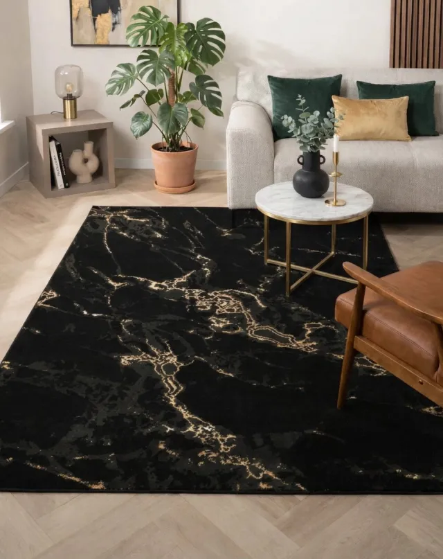 flycarpets Marble Laagpolig Marmer Vloerkleed - Zwart / Goud - Luxe Tapijt