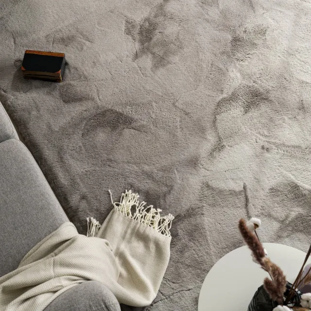 flycarpets Hoogpolig Rabbit Plus Vloerkleed - Effen Uni - Grijs
