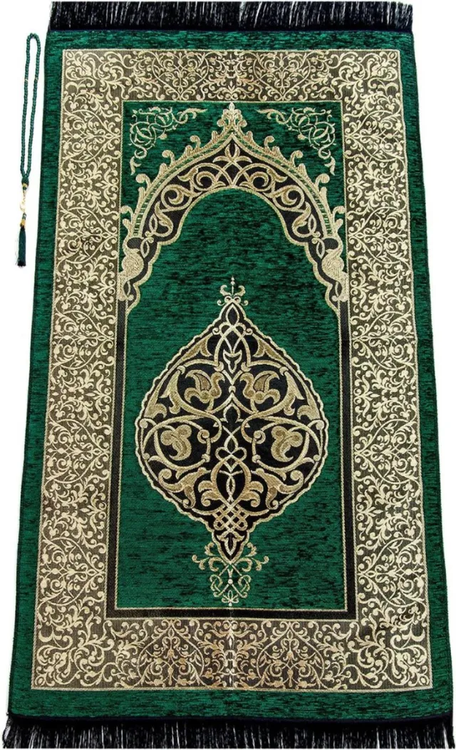 PEAM Gebedskleed Islam - "Groen Juweel van Spiritualiteit: Chenille Islamitisch Gebedskleed met Gebedskralen - Een Perfect Geschenk!"