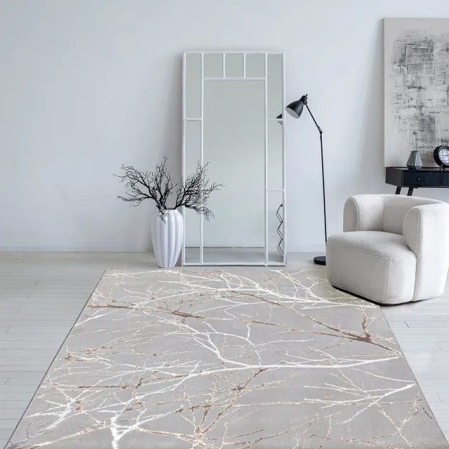 the carpet Mila – Modern vloerkleed met takkenmotief en glansstructuur, geschikt voor woonkamer en hal, grijs met bruin takken, 120 x 170 cm