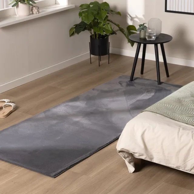 NATURL. Zacht laagpolige loper - Cozy Antraciet | Wasbaar & vormvast - 80x200cm