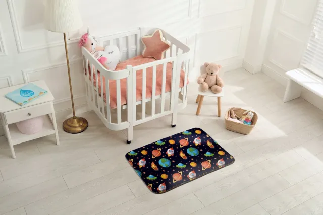 Coloray Vloerkleed voor Kinderkamer - Marine Laagpolig Tapijt - Ruimte En Raketten Vloerkleed Voor Slaapkamer - Oranje Accenten Tapijt Voor Kinderkamer - Polyester Klein Vloerkleed - 90x60 cm Marine - Ruimte En Raketten