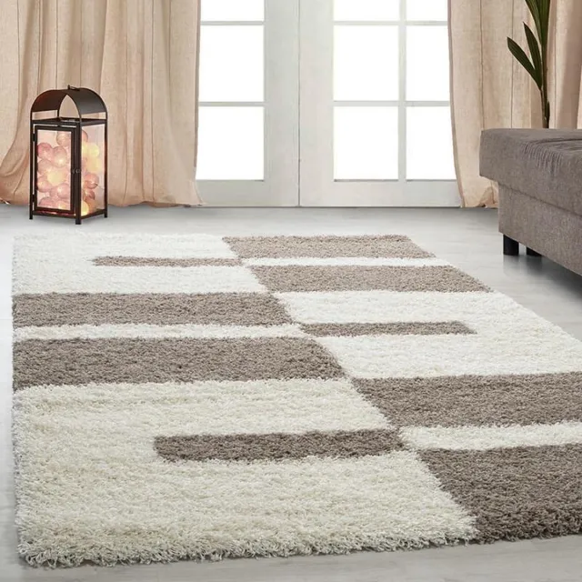 Gala Hoogpolig vloerkleed met ruitpatroon, beige kleur, geschikt voor de woonkamer, met jute achterkant, afmeting: 240 x 340 cm