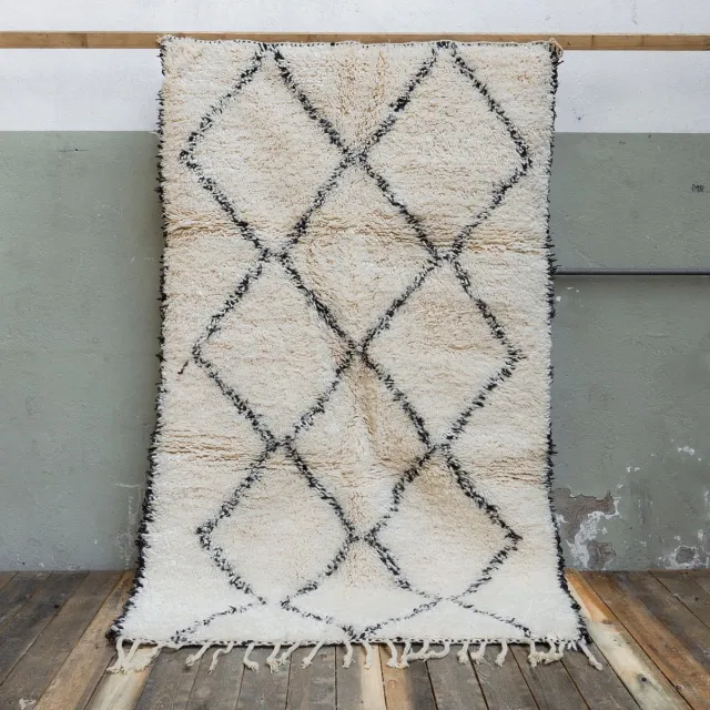 Casa Moro Marokkaans Beni Ouarain vloerkleed – Handgeweven tapijt van 100% wol – 185 × 285 cm – BN2210 Beige