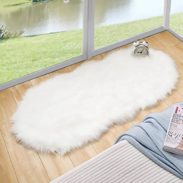 Famanu Tapijt in organische vorm, 60 x 120 cm, wit shaggy vloerkleed, zacht tapijt voor woonkamer