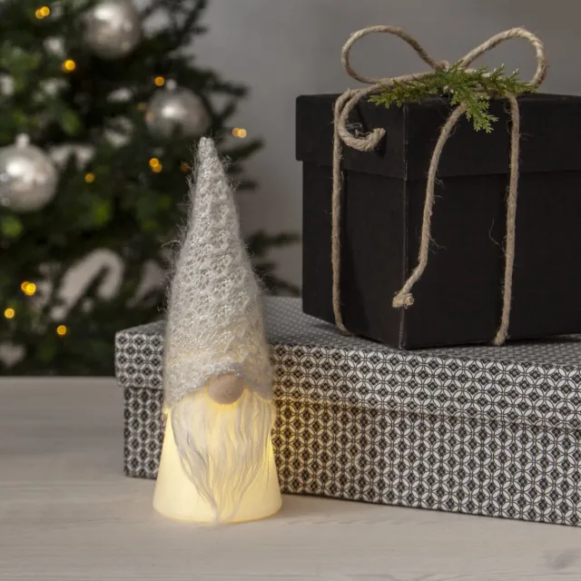 Star Trading Joylight kerstkabouter lichtgrijs - kunststof / textiel - D 6.5 cm - H 18 cm - op batterijen Wit