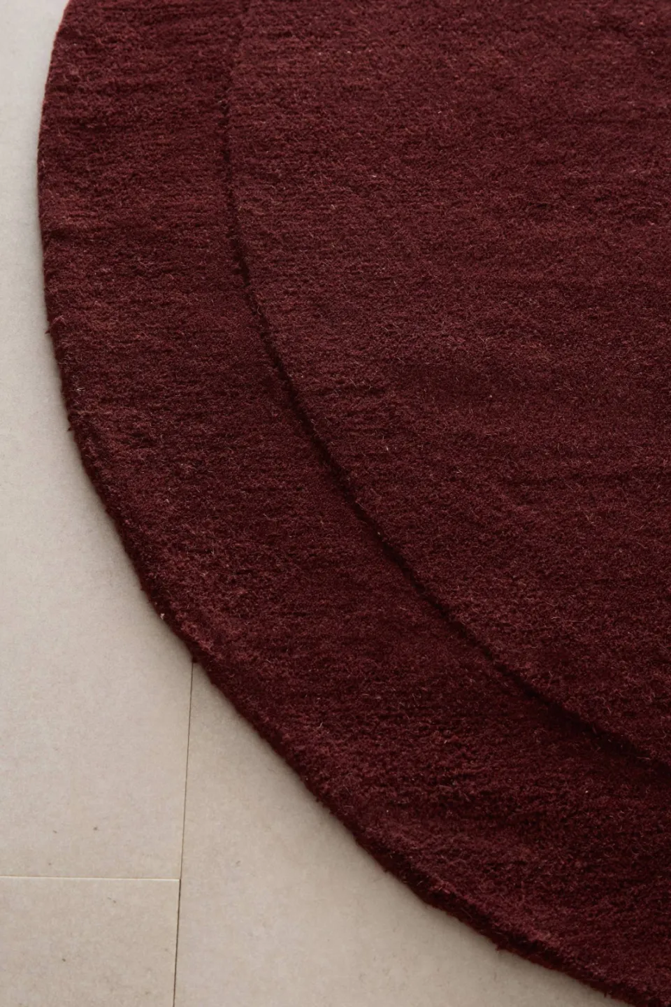 Studio LIVIT organisch wollen vloerkleed bordeauxrood burgundy