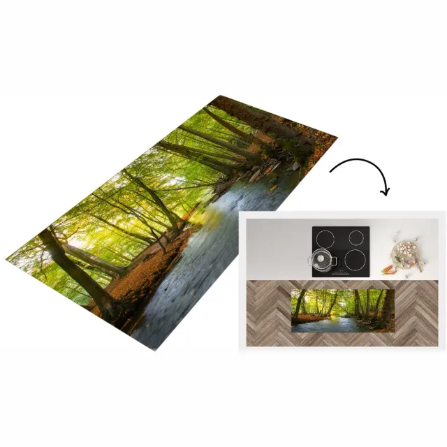 KitchenYeah Keukenloper - Loper keuken - Een donkere rivier midden in een Deens bos - Keukenloper vinyl Multicolor
