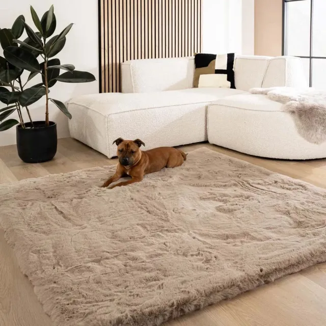 Tapeso Fluffy vloerkleed vierkant - Comfy Deluxe taupe 200x200