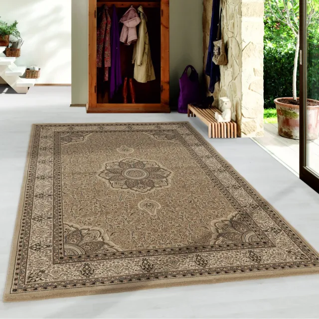 flycarpets Klassiek Beige Vloerkleed Bukhara - Oosters motief - Perzisch Tapijt Laagpolig - Woonkamer - 120x170 cm