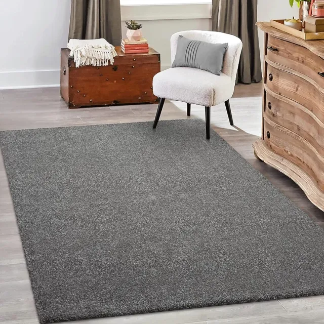 the carpet Grande Modern Pluizig Kortpolig Woonkamerkleed, Superzacht aanvoelend, Elegant en Onderhoudsvriendelijk, 200x290 grijs