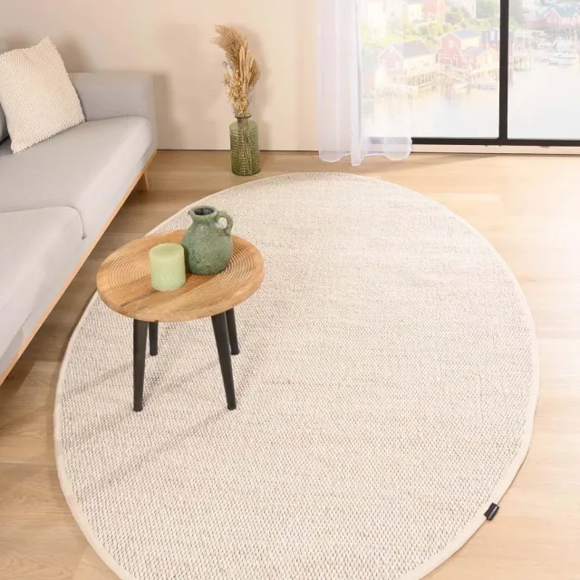 Nordic Weavers Wollen vloerkleed ovaal - Lett wit 205x305