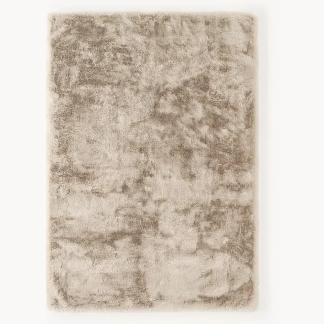 Westwing Collection Vloerkleed Salla van imitatiebont Beige