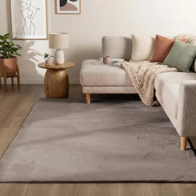 flycarpets Amalfi vloerkleed Taupe - Laagpolig wasbaar Fluffy en Zacht - Woonkamer tapijt - 120x170 cm