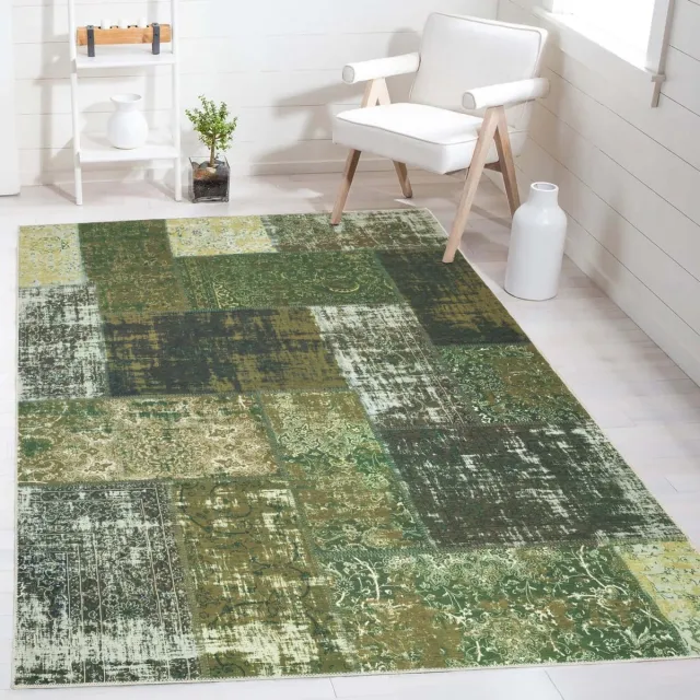 flycarpets Burano Vintage Patchwork Vloerkleed - Groen - Laagpolig Tapijt - Loper - 80x150 cm