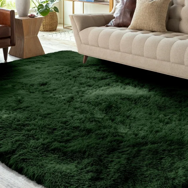 Unyqoos Donkergroen hoogpolig tapijt 80x160 cm met antislip voor woonkamer en slaapkamer