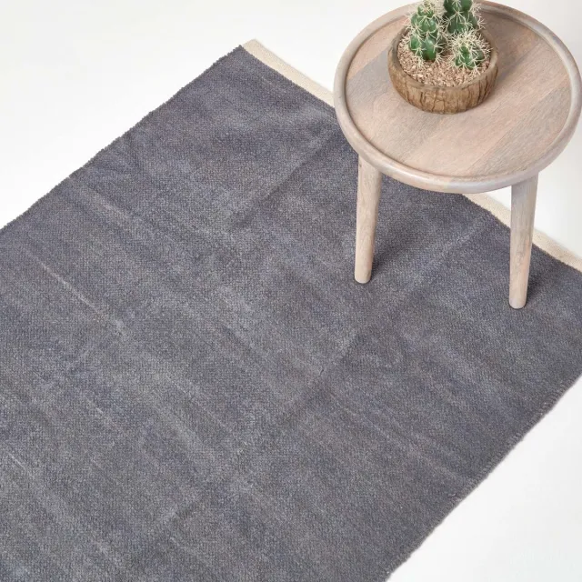 Homescapes Grijs chenille vloerkleed met natuurlijke rand van 100% katoen, 45 x 70 cm Donkergrijs