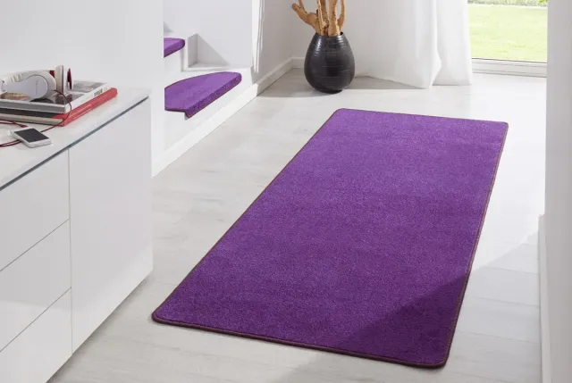 flycarpets Loper Uni Laagpolig Effen Vloerkleed - Fancy - Paars 80x300 cm