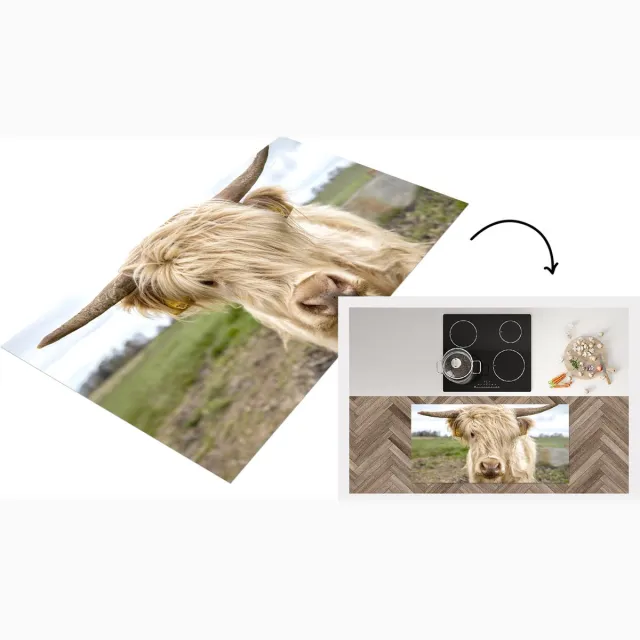 KitchenYeah Keukenloper - Loper keuken - Schotse hooglander - Licht - Landschap - 120x60 cm - Keukenloper vinyl Multicolor