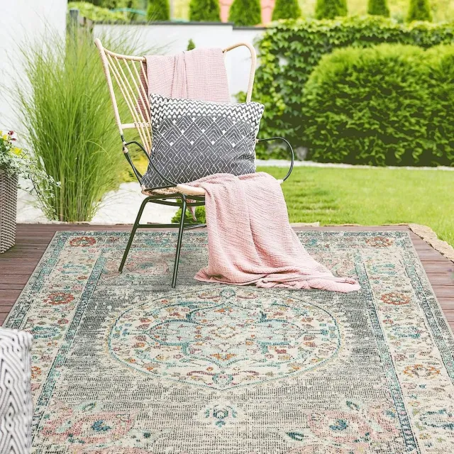 the carpet Palma - Indoor & Outdoor vloerkleed, weerbestendig & onderhoudsvriendelijk, grijs met oosters patroon, 120 x 170 cm