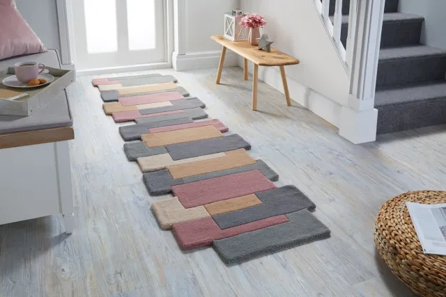 flycarpets Loper Abstract Modern Stracto Collage - Organische Vorm Vloerkleed - Roze / Beige - 60x230 cm
