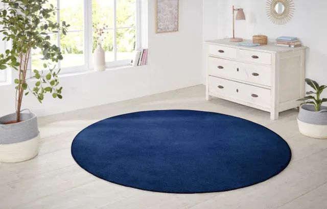 flycarpets Rond Laagpolig Effen Uni Vloerkleed - Nasty - Donkerblauw 200cm rond Ø