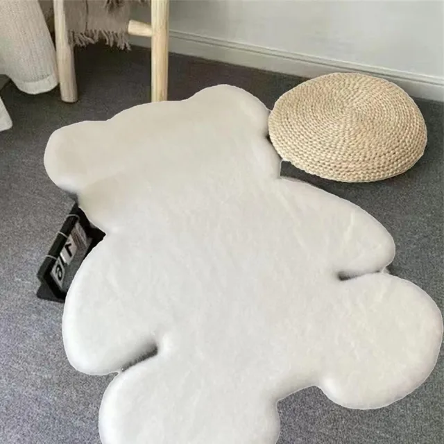 Provento Beervormig Vloerkleed voor Kinderen Slaapkamer, Zacht Pluizig Imitatiebont Tapijt, Baby Speelmat in Wit Any