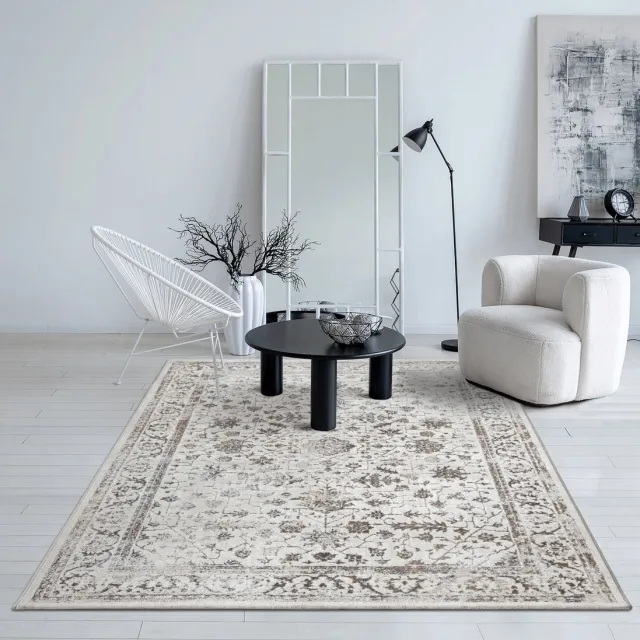 the carpet Mila – Klassiek glanzend vloerkleed met bloemenpatroon, geschikt voor woonkamer en eetkamer, crème beige met klassieke bloemen, 80 x 150 cm