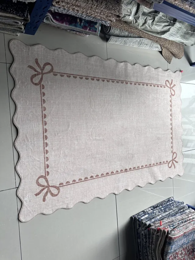 Danky Vloerkleed 60x180 cm Beige - Met Geschulpte Rand - Machinewasbaar en Laagpolig - Met Antislip TPR Onderkant